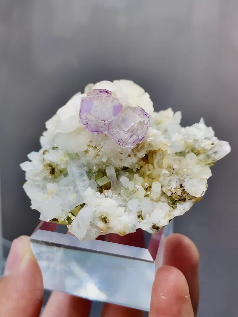 Natural Purple Phantom Fluorite coexists with Quartz and Dolomite comes from Shangbao,Hunan 65*50*30MM - image 2
