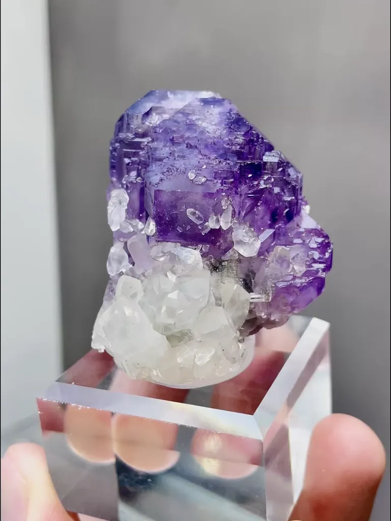 Natural Purple Phantom Fluorite coexists with Quartz comes from Yaogangxian,Hunan 35*45*40MM - image 5