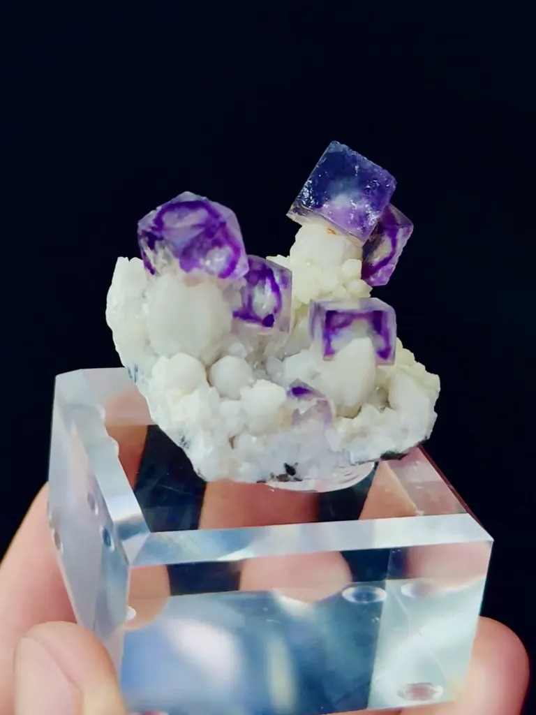 Natural Purple Phantom Fluorite  comes from Huanggangliang,Neimenggu 30*30*25MM - image 2