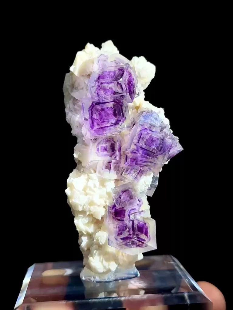 Natural Purple Phantom Fluorite  comes from Huanggangliang,Neimenggu 30*30*25MM - image 5