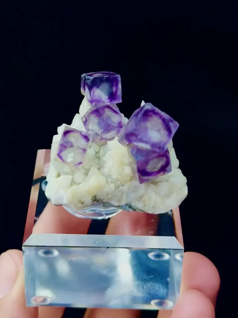 Natural Purple Phantom Fluorite  comes from Huanggangliang,Neimenggu 30*30*25MM - image 3