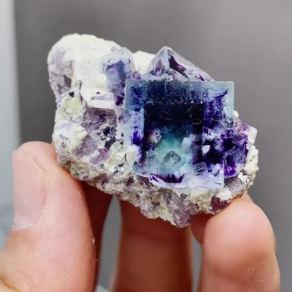 Natural Purple Phantom Fluorite comes from Inner Mongolia 40*25*20MM image