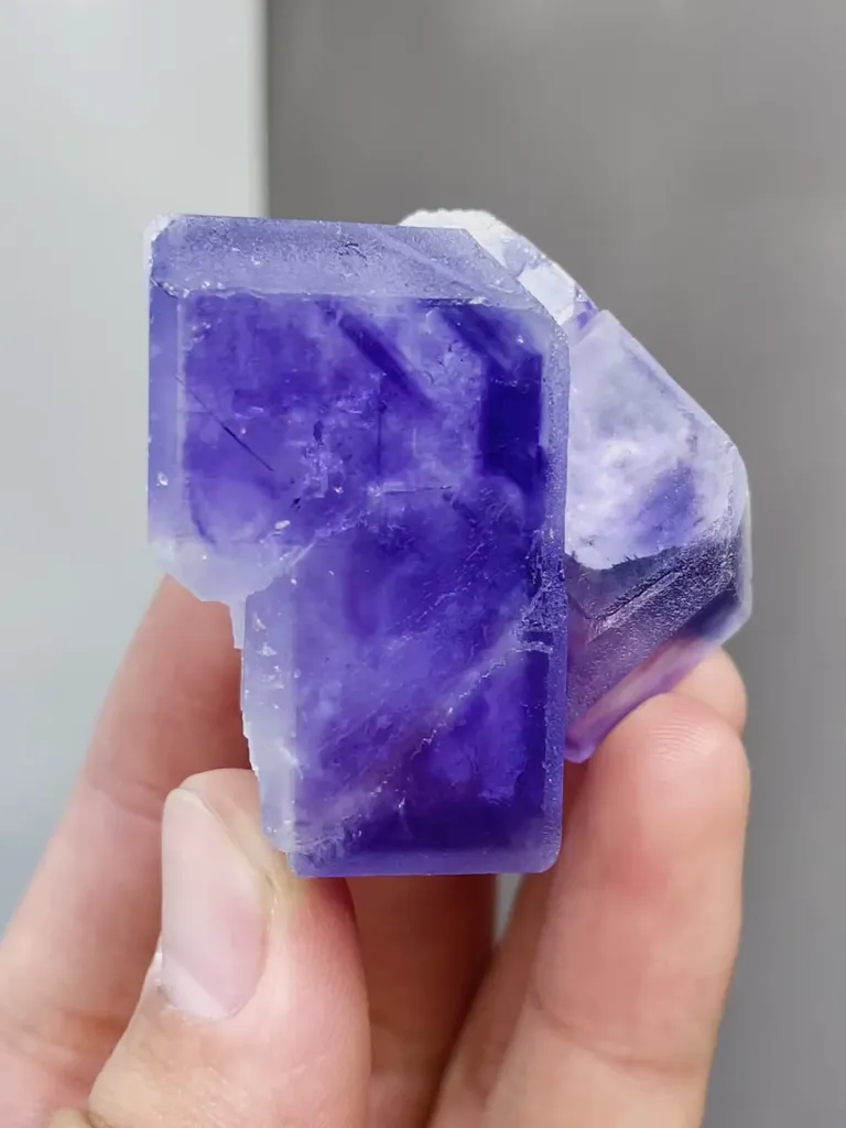 Natural Purple Phantom Fluorite comes from Shizhuyuan,Chenzhou 40*40*30MM image