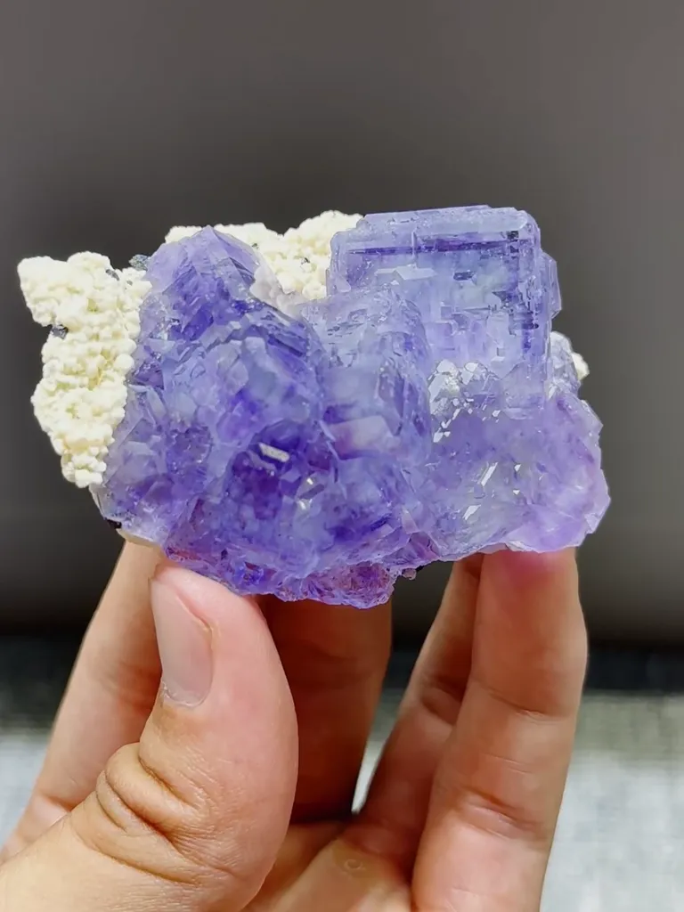 Natural Purple Phantom Fluorite comes from Shizhuyuan,Chenzhou 75*20*45MM - image 2
