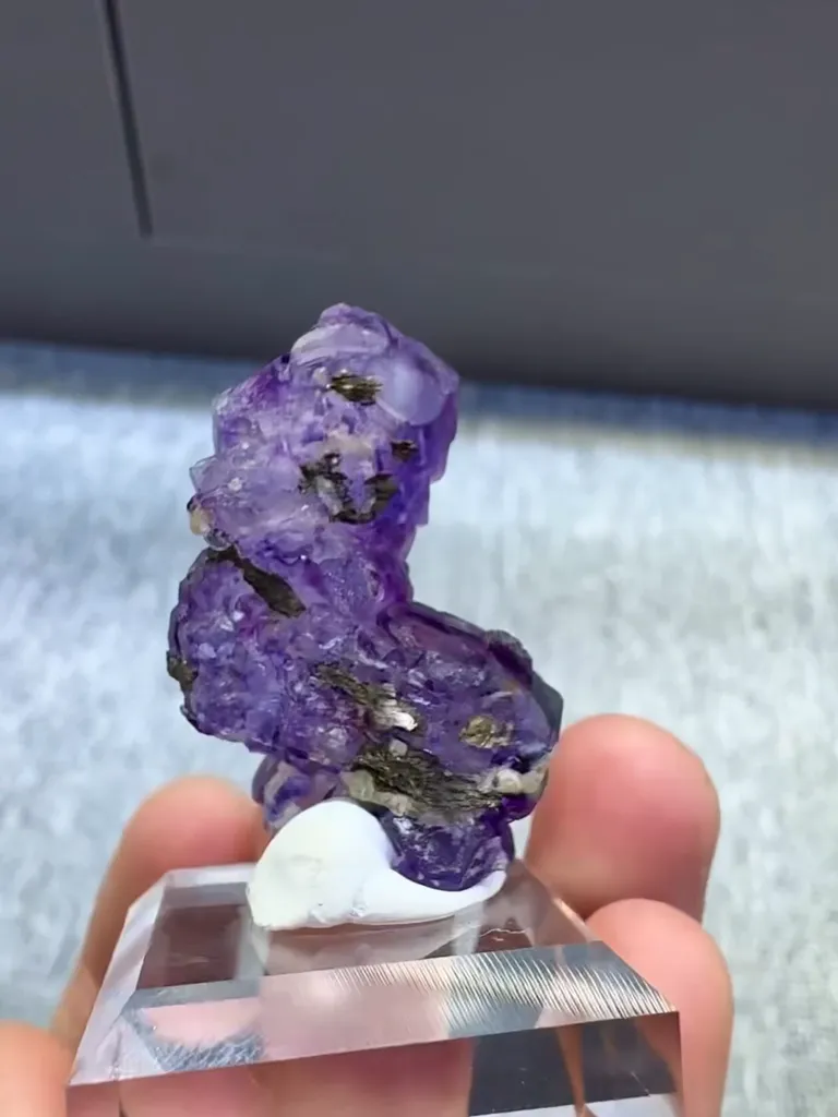 Natural Purple Phantom Fluorite comes from Yaogangxian,Hunan 20*15*30MM - image 4