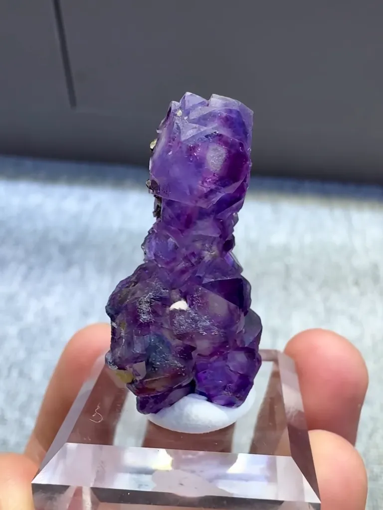 Natural Purple Phantom Fluorite comes from Yaogangxian,Hunan 20*15*30MM - image 3
