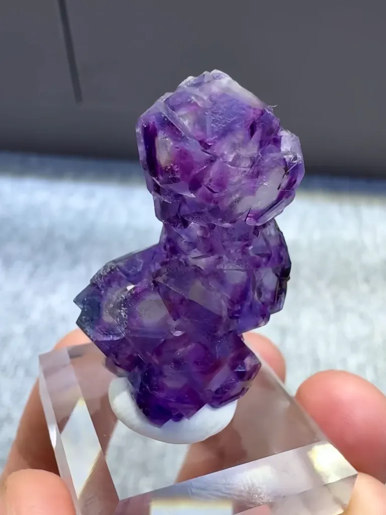 Natural Purple Phantom Fluorite comes from Yaogangxian,Hunan 20*15*30MM - image 2
