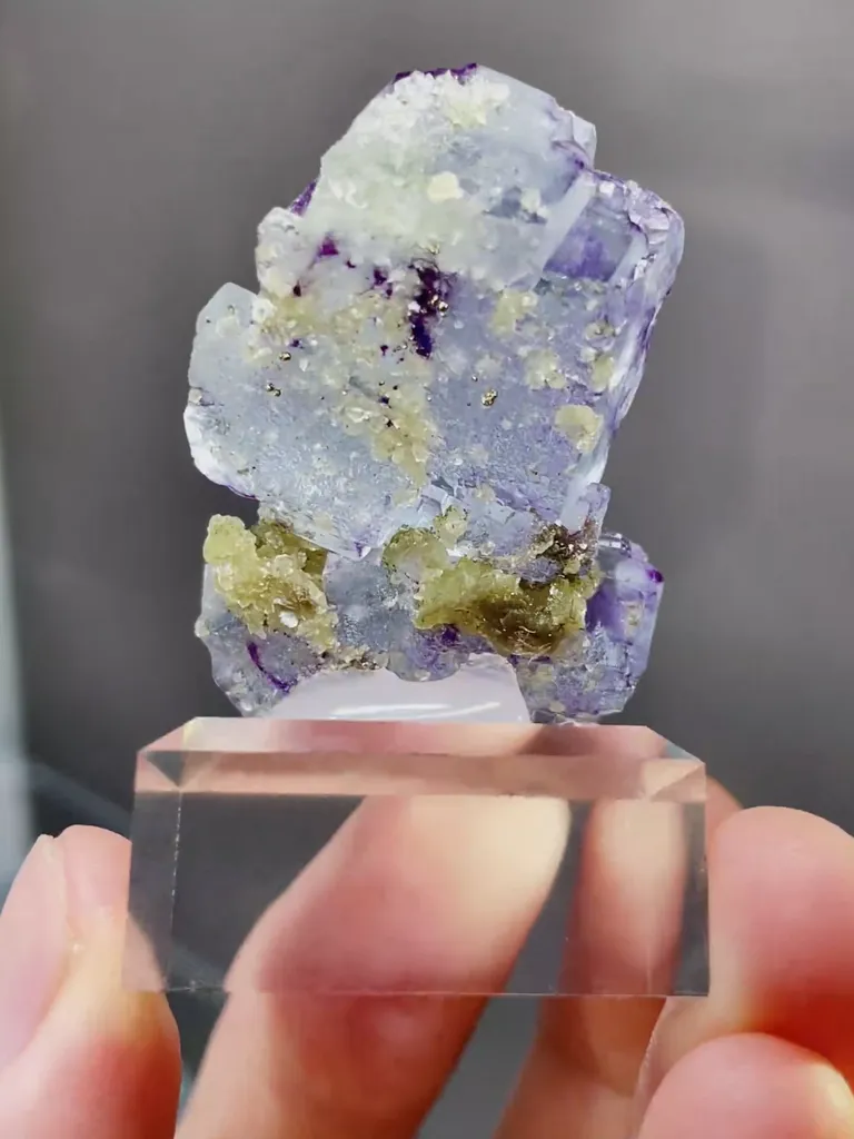 Natural Purple Phantom Fluorite comes from Yaogangxian,Hunan 25*25*35MM - image 2