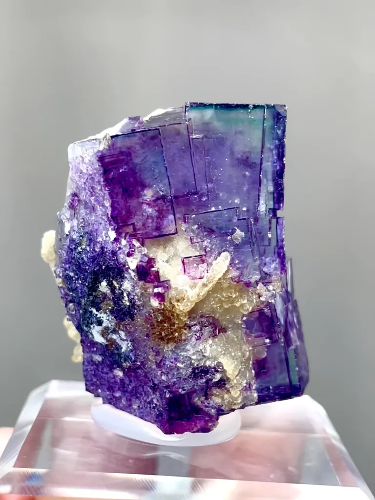 Natural Purple Phantom Fluorite comes from Yaogangxian,Hunan 25*30*35MM - image 4