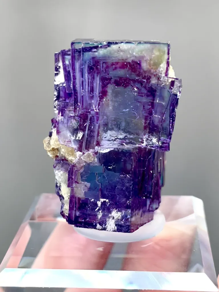 Natural Purple Phantom Fluorite comes from Yaogangxian,Hunan 25*30*35MM - image 5