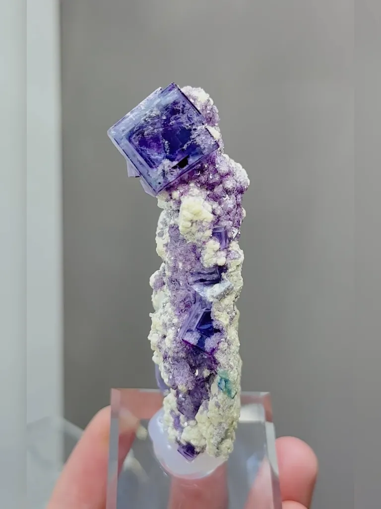 Natural Purple Phantom Fluorite comes from Yaogangxian,Hunan 25*35*75MM - image 4