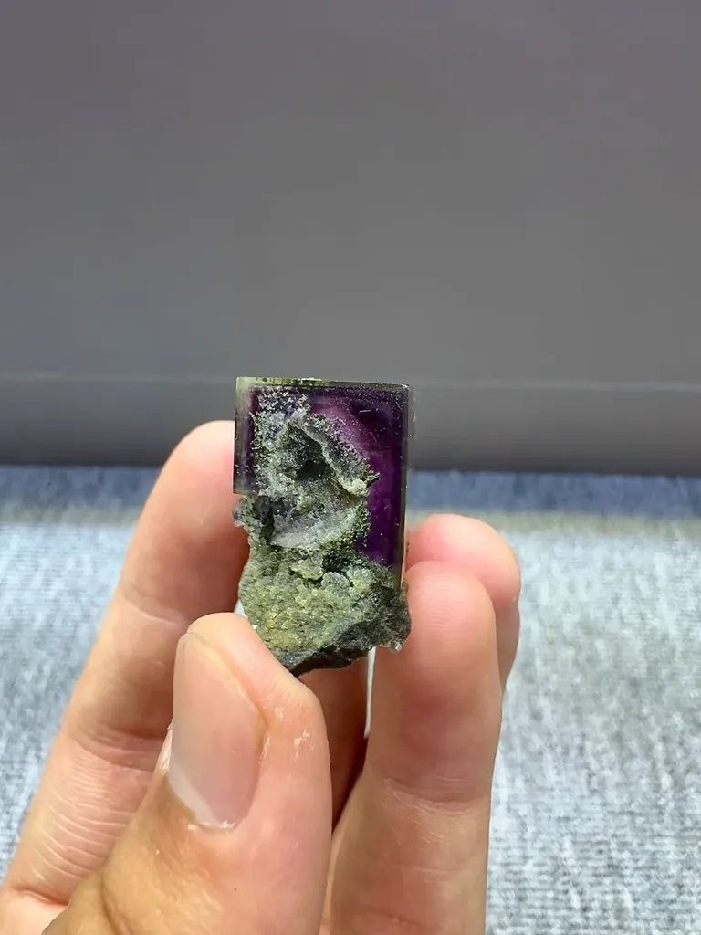 Natural Purple Phantom Fluorite comes from Yaogangxian,Hunan 30*15*25MM - image 2