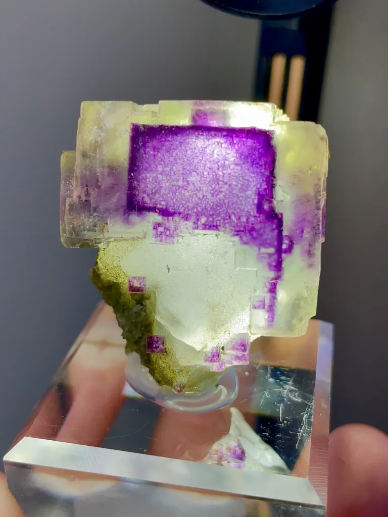 Natural Purple Phantom Fluorite comes from Yaogangxian,Hunan 30*20*35MM image
