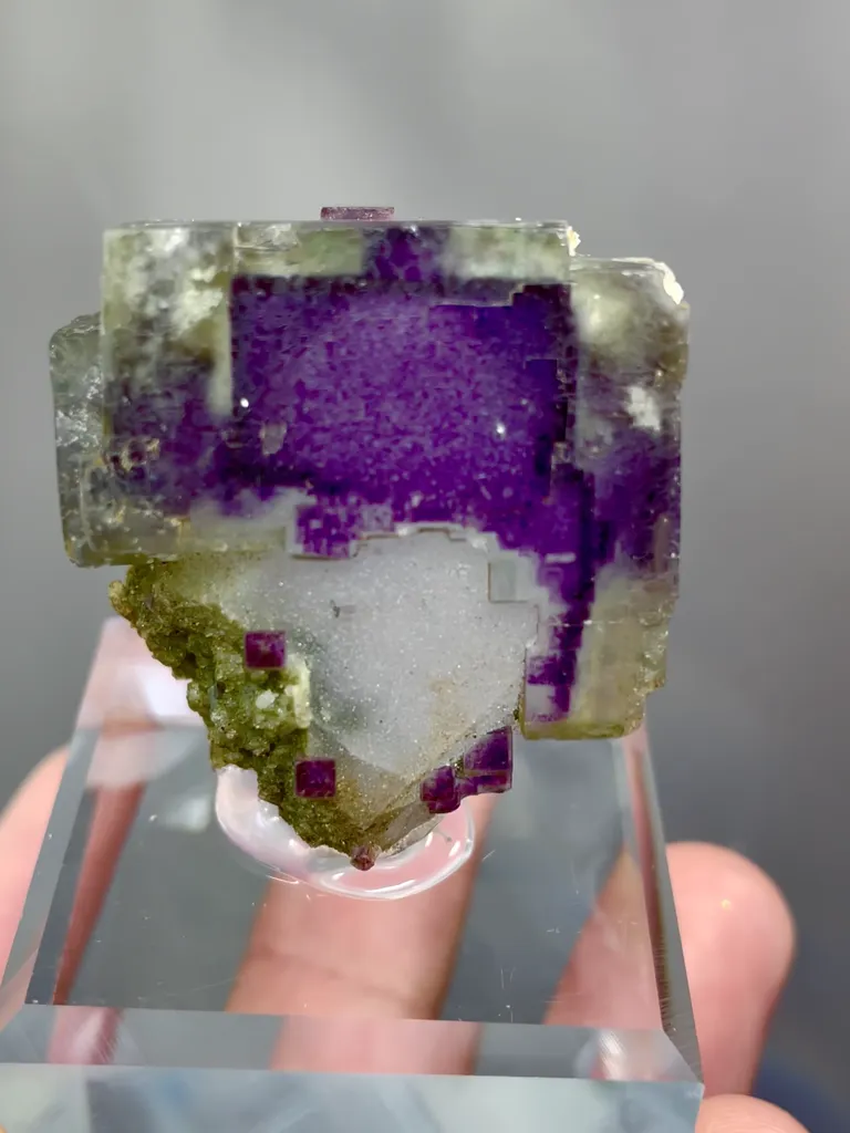 Natural Purple Phantom Fluorite comes from Yaogangxian,Hunan 30*20*35MM - image 2