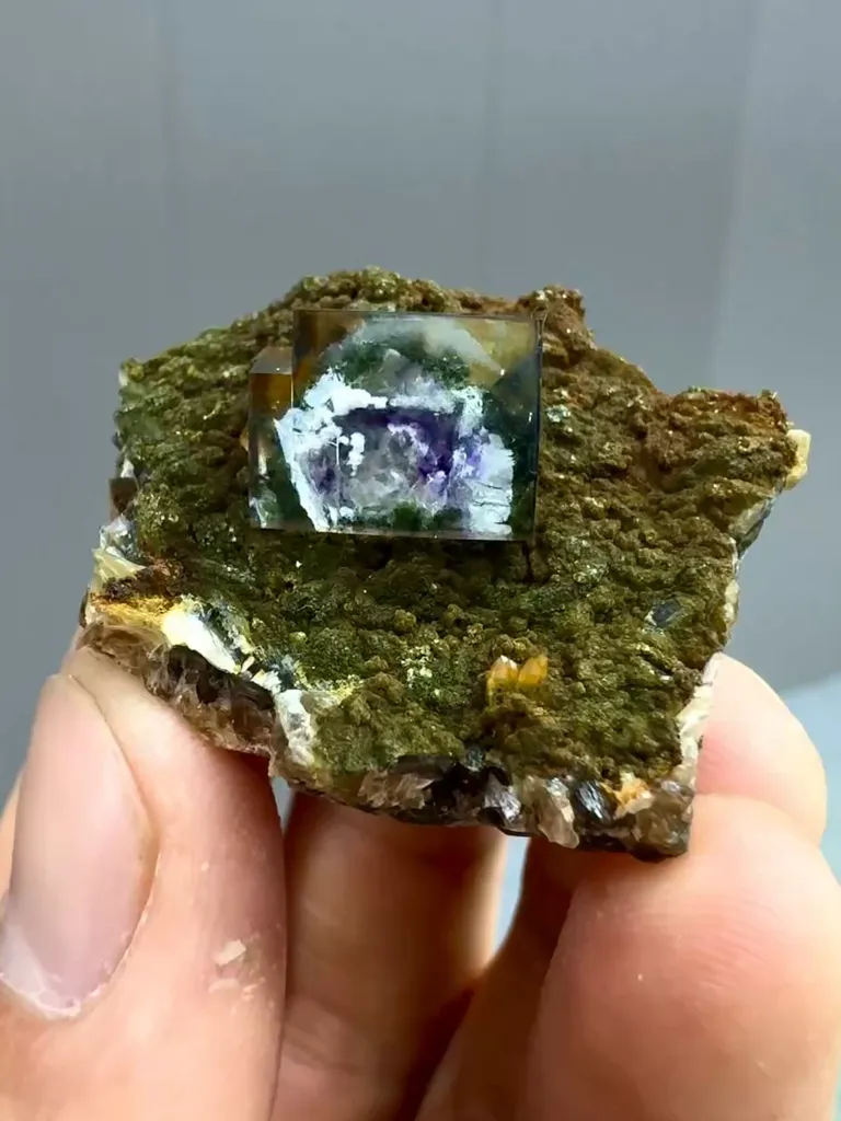 Natural Purple Phantom Fluorite comes from Yaogangxian,Hunan 30*30*19MM image