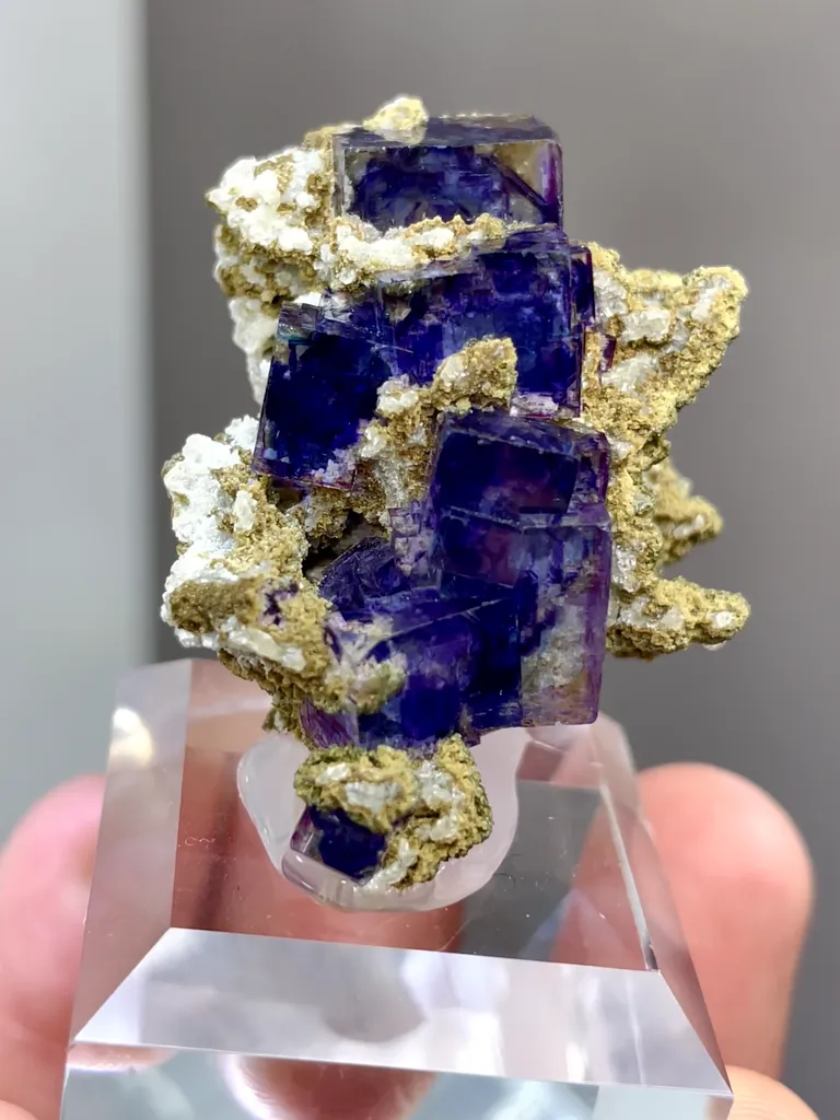 Natural Purple Phantom Fluorite comes from Yaogangxian,Hunan 30*30*25MM - image 4