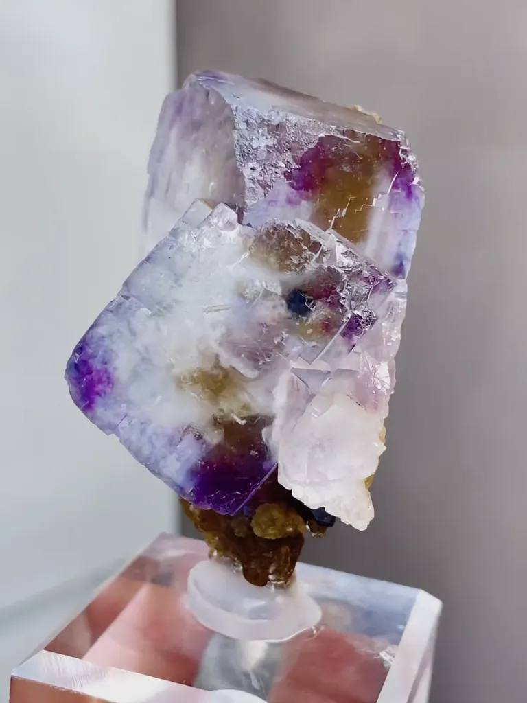 Natural Purple Phantom Fluorite comes from Yaogangxian,Hunan 30*30*50MM - image 2
