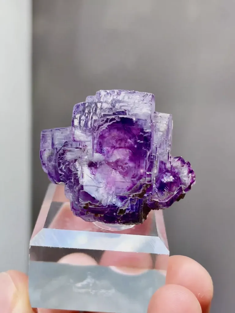 Natural Purple Phantom Fluorite comes from Yaogangxian,Hunan 35*20*25MM image