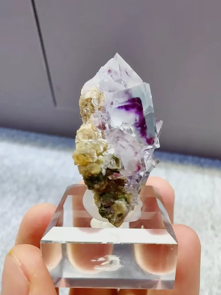 Natural Purple Phantom Fluorite comes from Yaogangxian,Hunan 35*20*30MM - image 2