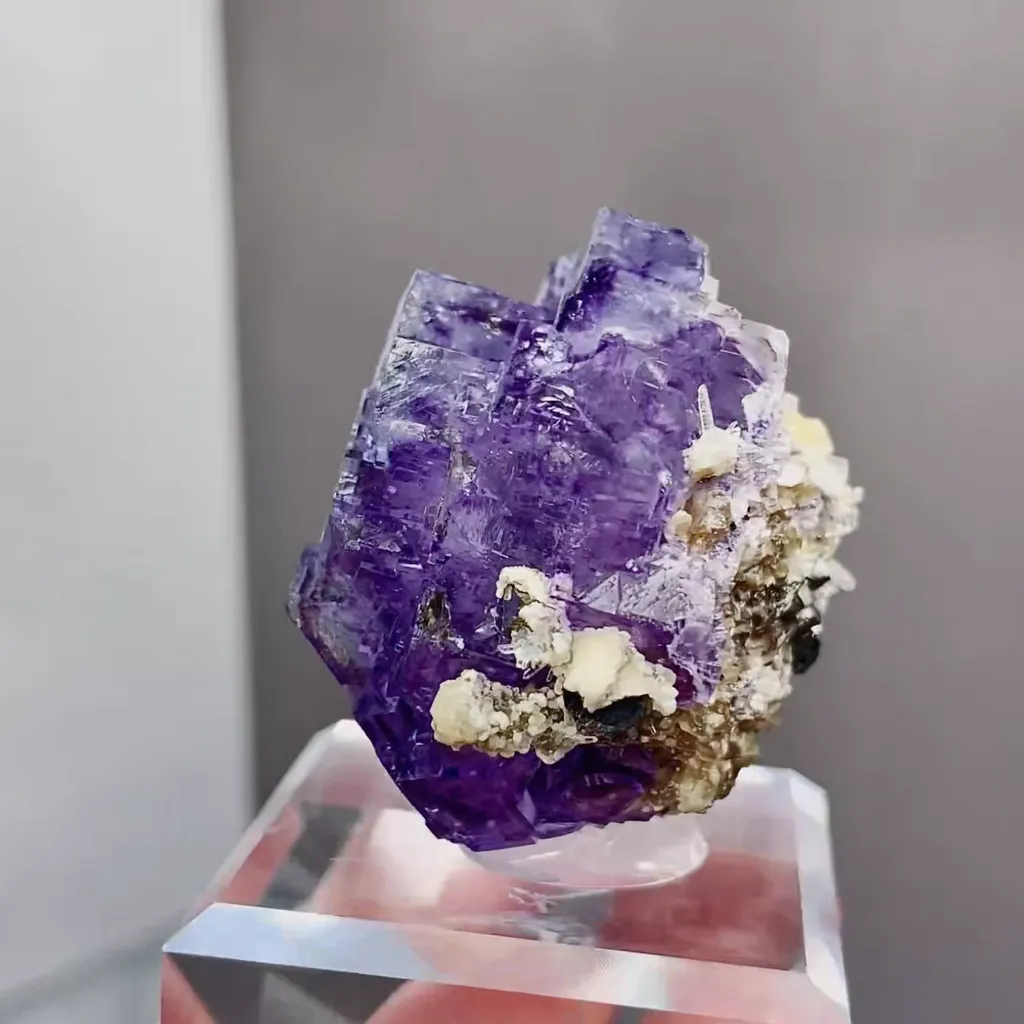 Natural Purple Phantom Fluorite comes from Yaogangxian,Hunan 35*35*35MM - image 2
