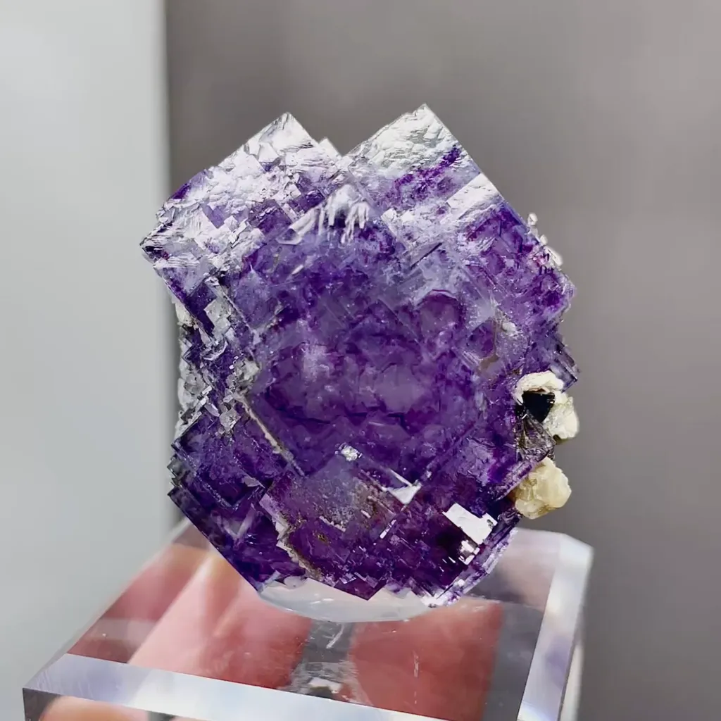 Natural Purple Phantom Fluorite comes from Yaogangxian,Hunan 35*35*35MM image