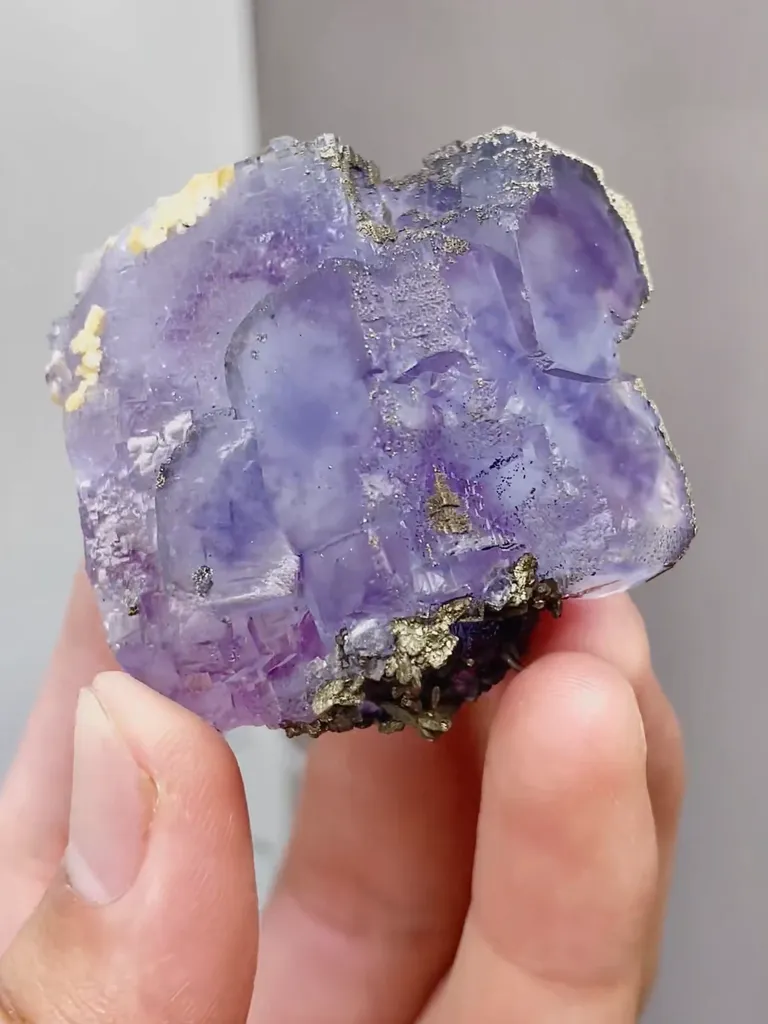 Natural Purple Phantom Fluorite comes from Yaogangxian,Hunan 40*40*30MM - image 3