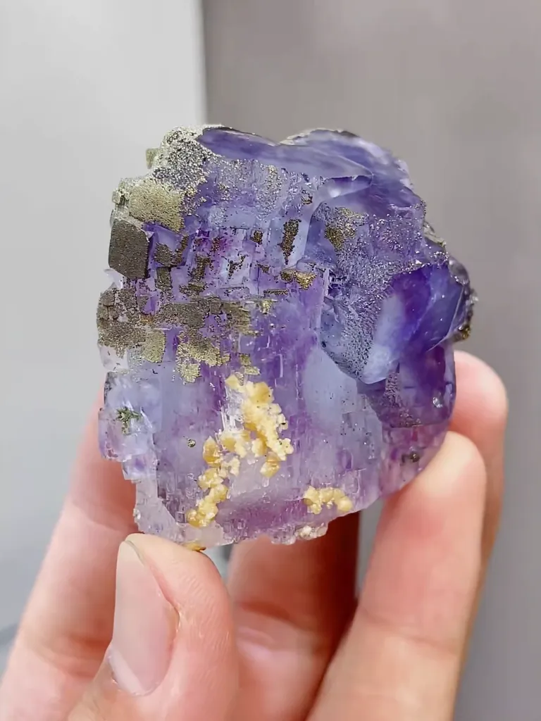 Natural Purple Phantom Fluorite comes from Yaogangxian,Hunan 40*40*30MM - image 2