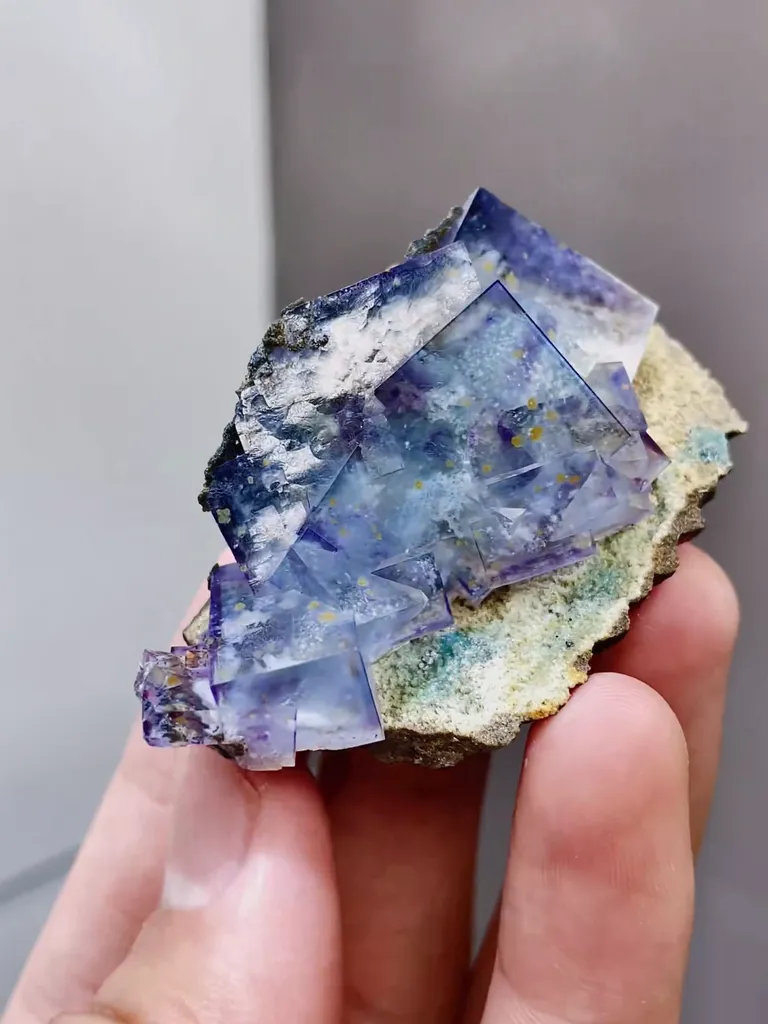 Natural Purple Phantom Fluorite comes from Yaogangxian,Hunan 50*30*25MM - image 4