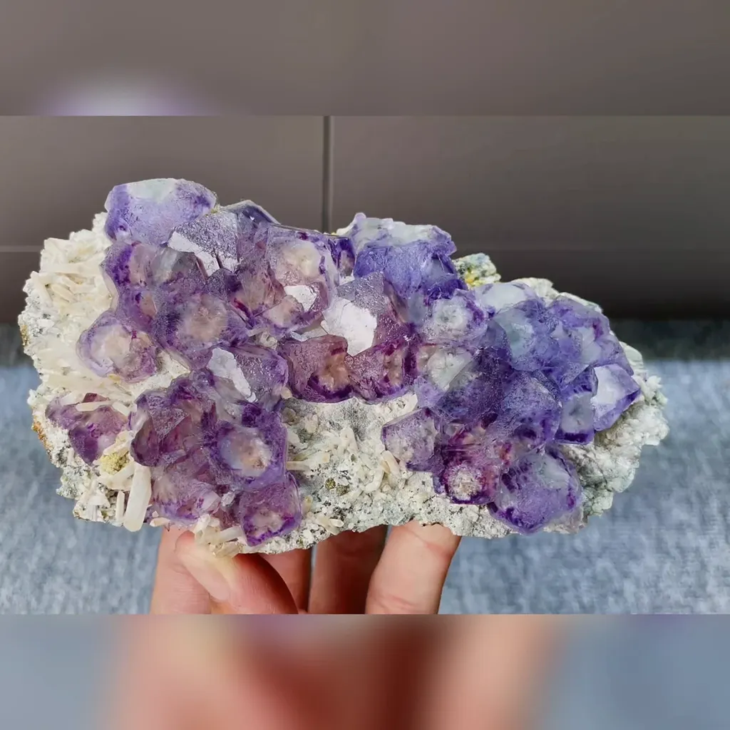 Natural Purple Phantom Fluorite comes from Yindu, Inner Mongolia 145*75*40MM image