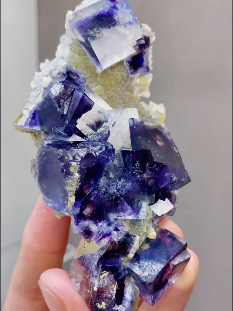 Natural Purple Phantom Fluorite comes from Yindu, Inner Mongolia 50*40*115MM - image 2
