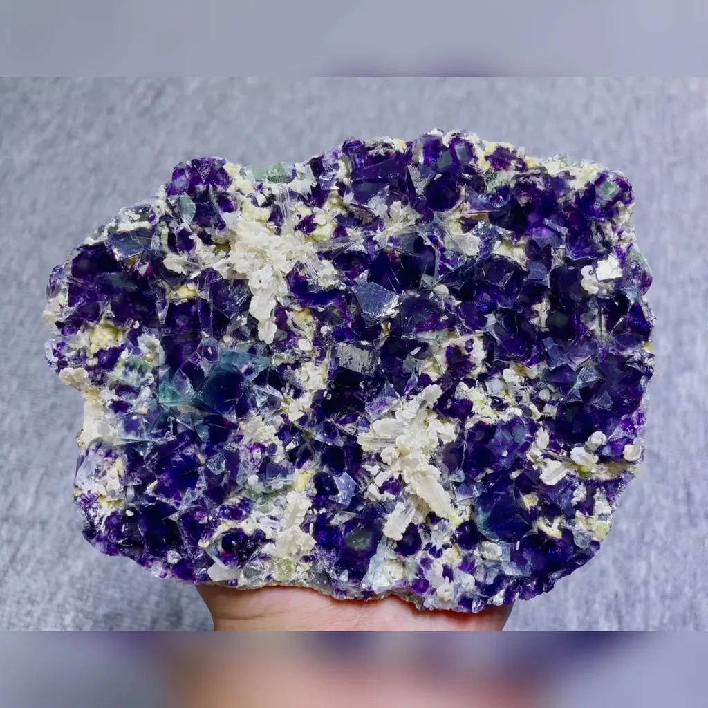 Natural Purple Phantom Fluorite comes from Yindu,Inner Mongolia 145*110*20MM image
