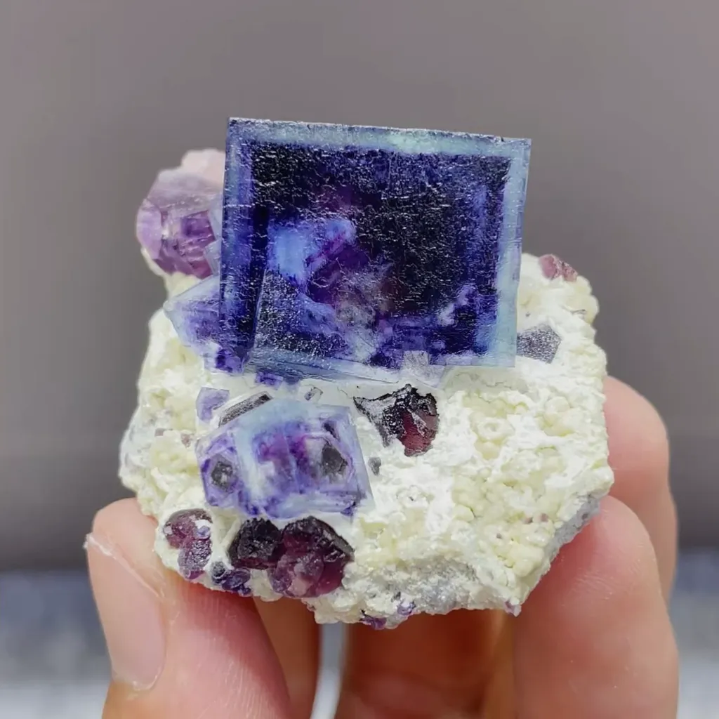 Natural Purple Phantom Fluorite comes from Yindu,Inner Mongolia 50*45*30MM image