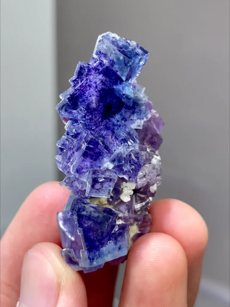 Natural Purple Phantom Fluorite comes from Yindu,Neimenggu 15*20*40MM - image 5
