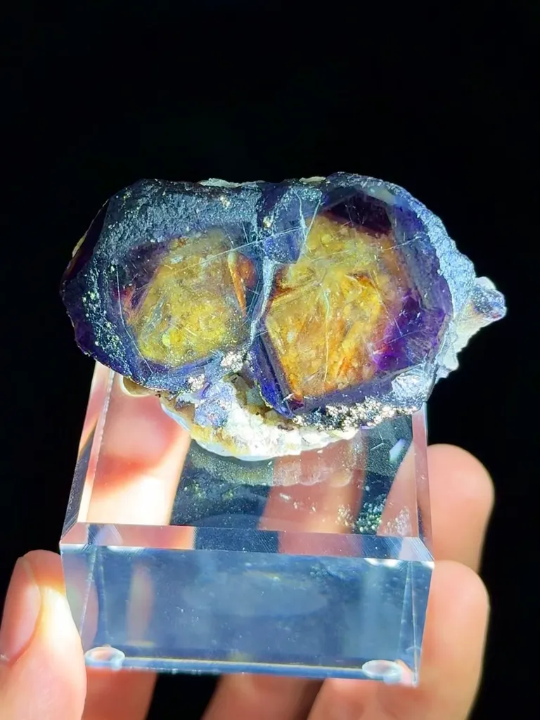 Natural Purple Phantom Fluorite comes from Yindu,Neimenggu 60*20*30 MM - image 4