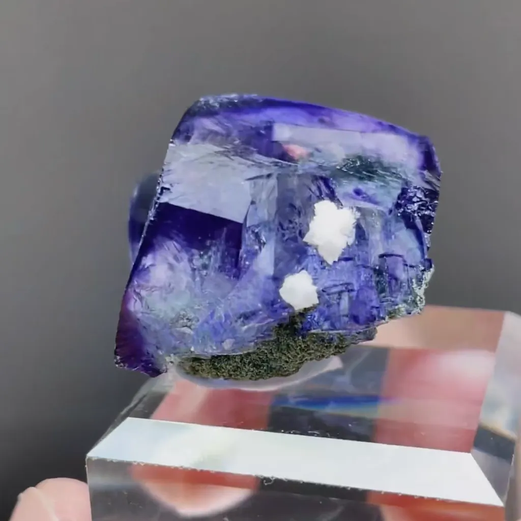 Natural Purple Phantom Fluorite from Yaogangxian,Hunan 25*25*20MM - image 3