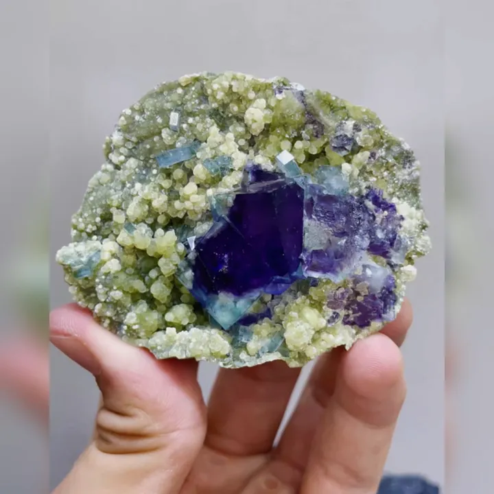 Natural Purple Phantom Fluorite & Mica, Mineral Specimen: Yindu,Inner Mongolia (50*75*25mm) - image 5