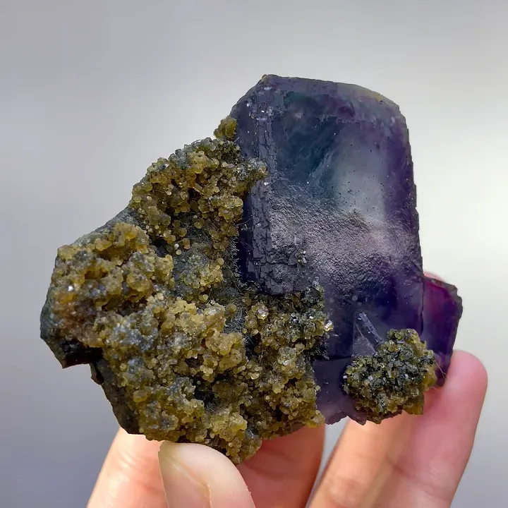 Natural Purple Phantom Fluorite & Mica, Mineral Specimen: Yindu,Inner Mongolia (75*60*20mm) - image 2