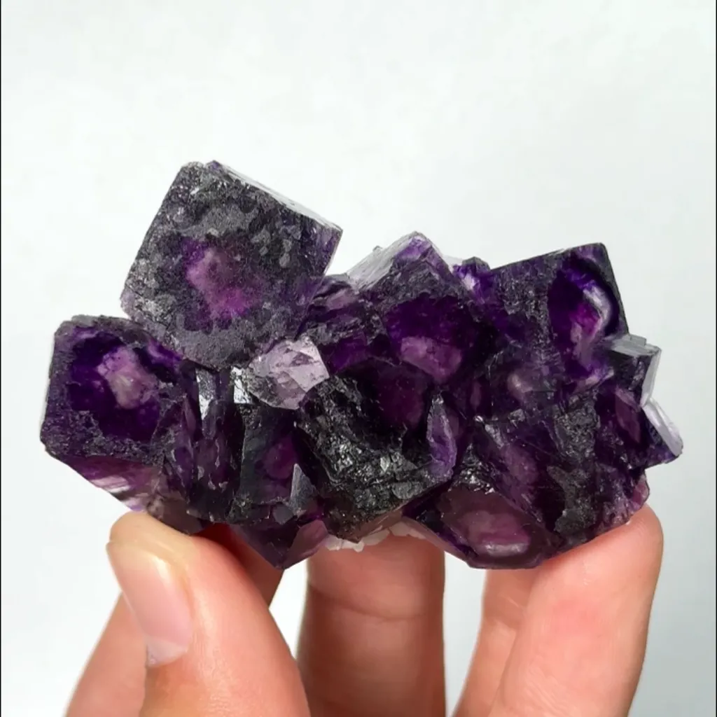 Natural Purple Phantom Fluorite, Mineral Specimen: Inner Mongolia,China (65*40*15MM) image