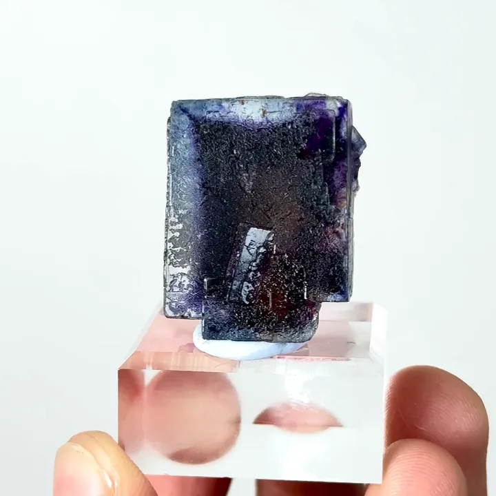 Natural Purple Phantom Fluorite, Mineral Specimen: Yindu,Inner Mongolia (20*15*25MM) image