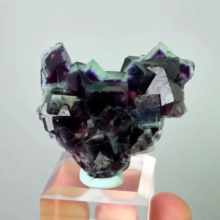 Natural Purple Phantom Fluorite, Mineral Specimen: Yindu,Inner Mongolia (45*40*10MM) image