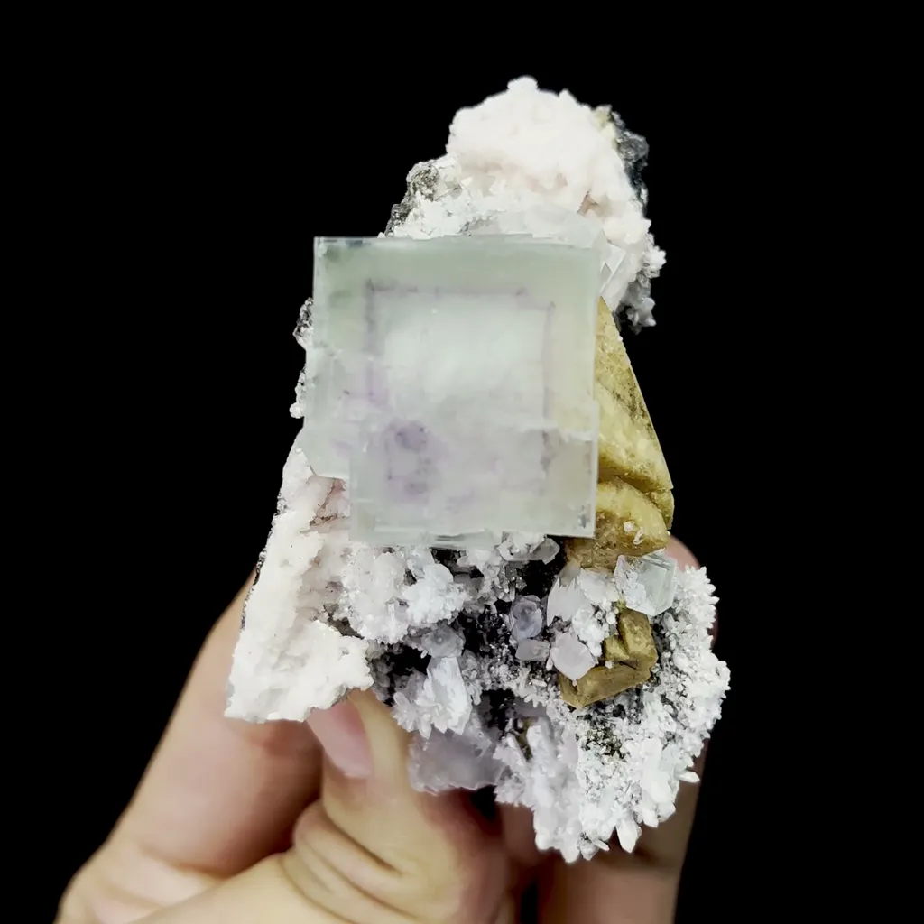 Natural Purple Phantom Fluorite Mineral Specimen,High Quality Specimen,YAO GANG XIAN,HUNAN,CHINA(70*40*40mm) image