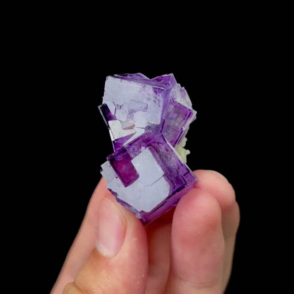 Natural Purple Phantom Fluorite Mineral Specimen,High Quality Specimen,YINDU,INNER MONGOLIA,CHINA(39*25*21mm) image