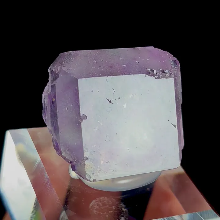 Natural Purple Phantom Fluorite, Mineral Specimen:Yaogangxian,Hunan (30*20*30MM) image