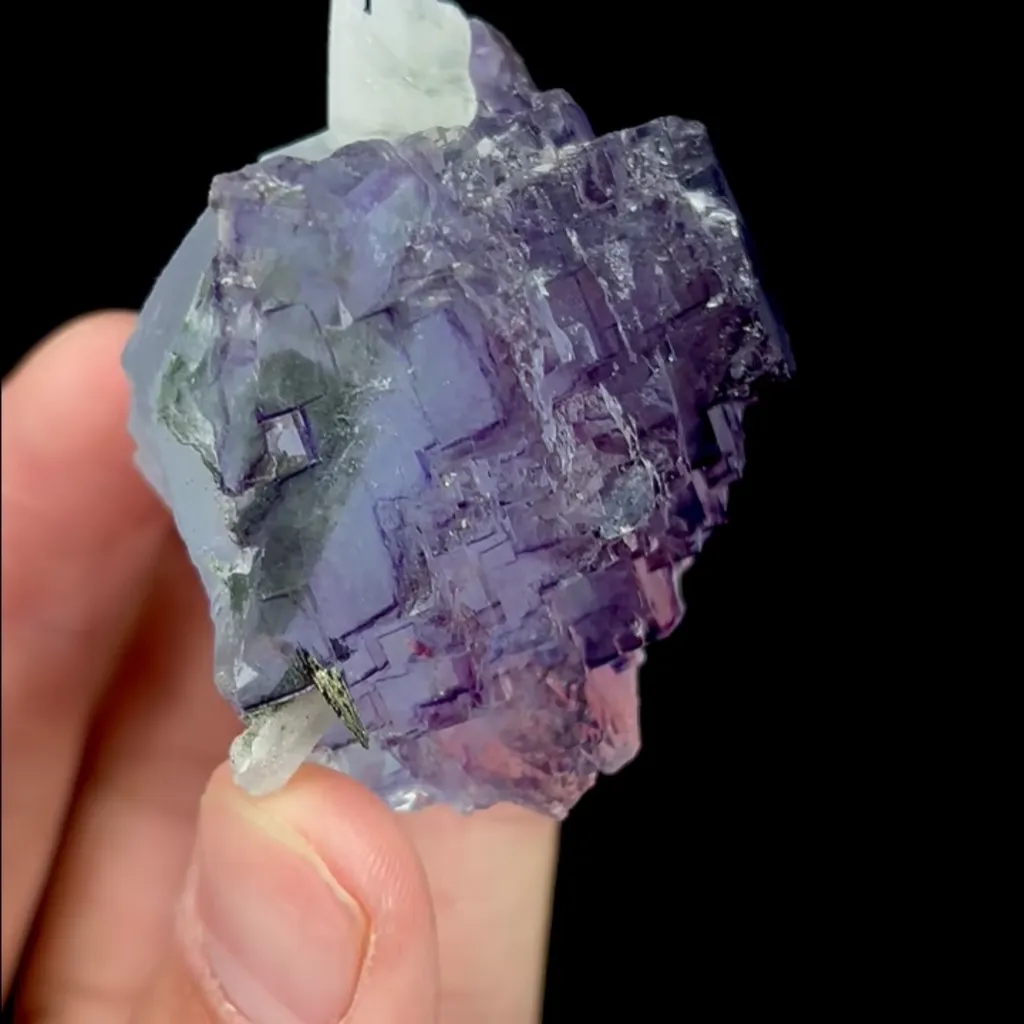 Natural Purple Phantom Fluorite, Mineral Specimen:Yaogangxian,Hunan (50*50*40MM) - image 3
