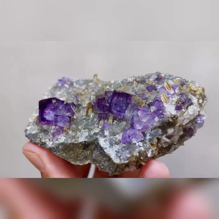 Natural Purple Phantom Fluorite & Quartz, Mineral Specimen:Yaogangxian,Hunan (90*50*30mm) - image 3