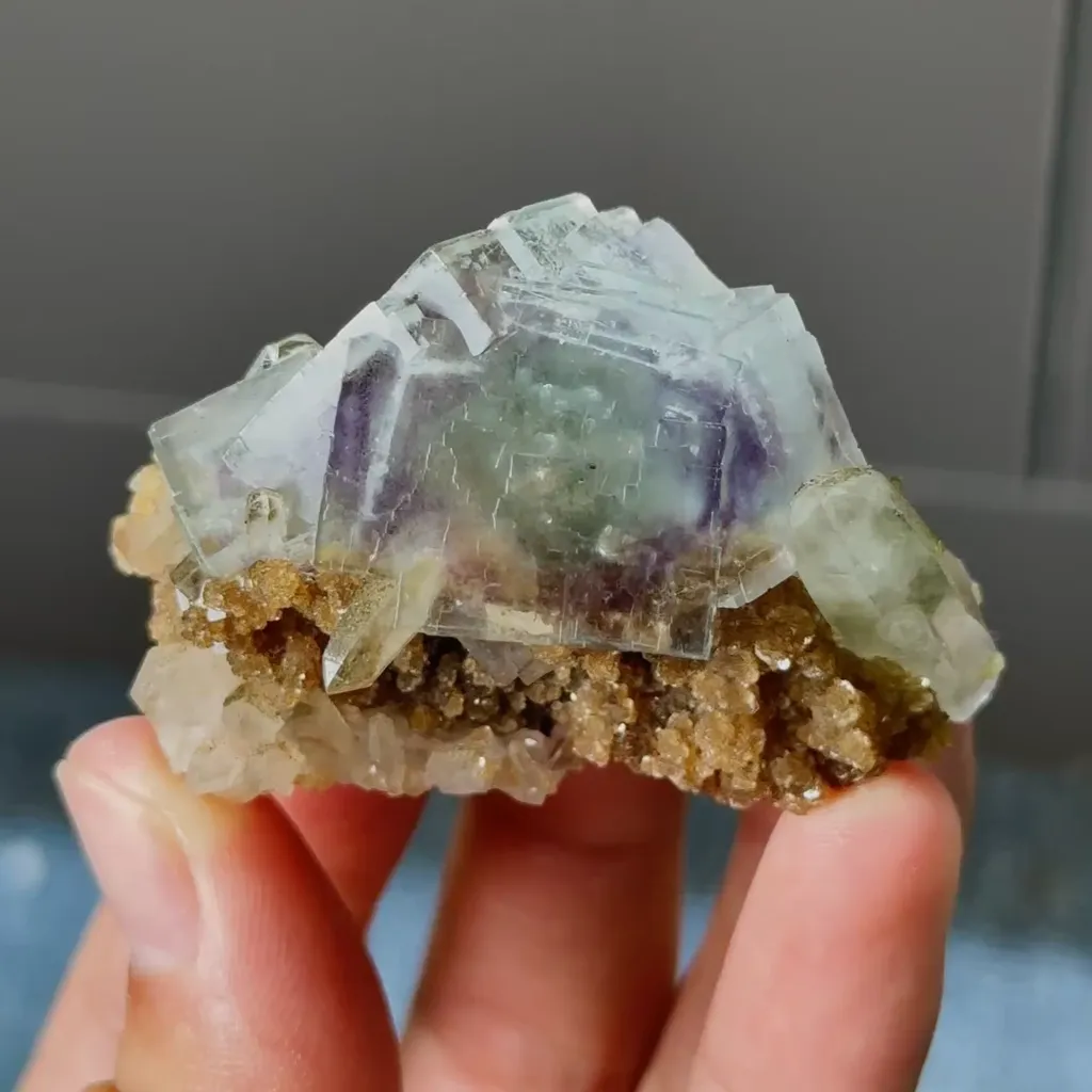 Natural Purple Phantom Fluorite with Mica and Quartz Symbiosis comes from Yaoganngxian,Hunan 55*45*30MM image