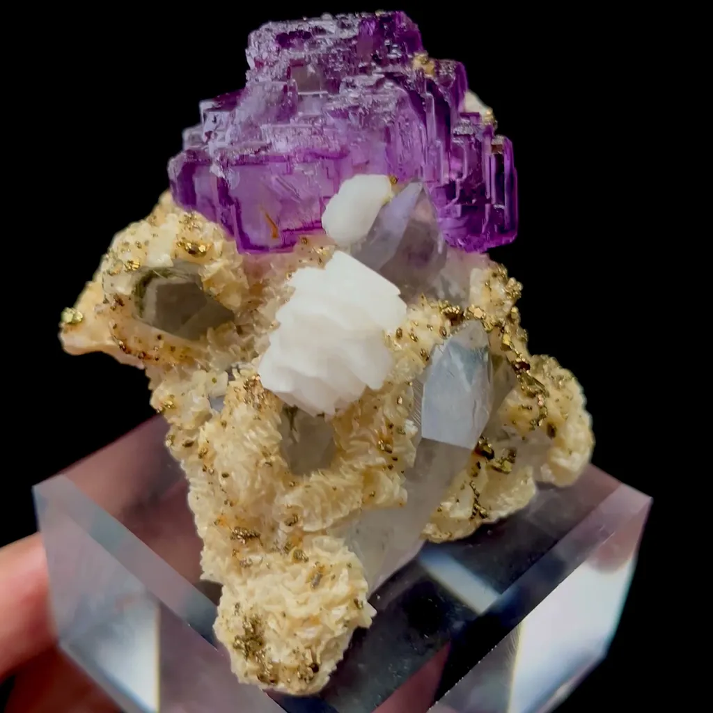 Natural Purple Phantom Stepped Fluorite with Crystal Top Mineral Specimen,High Quality Specimen,YAO GANG XIAN,HUNAN,CHINA(70*63*48mm) - image 2