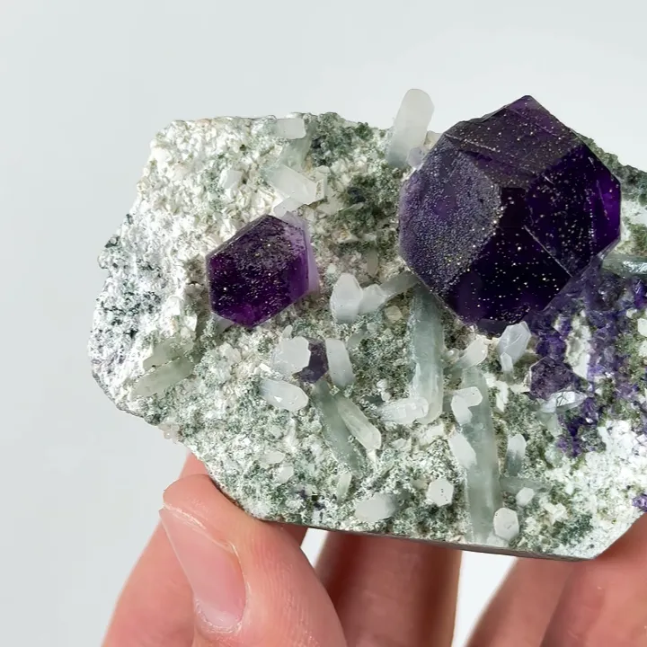 Natural Purple Polyhedral Fluorite with Pyrite and Quartz, Mineral Specimen: Yindu,Inner Mongolia (75*45*30MM) - image 3