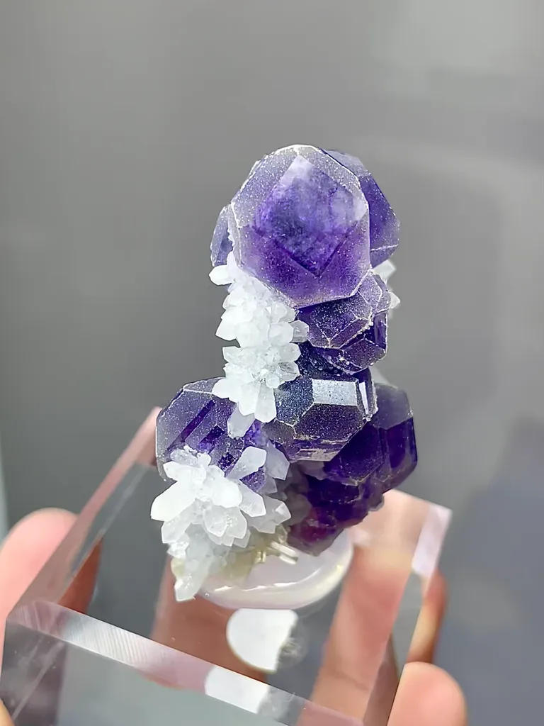 Natural Purple Tanzanite Fluorite and Crystal Coexist comes from Fujian,China 45*20*45MM - image 2