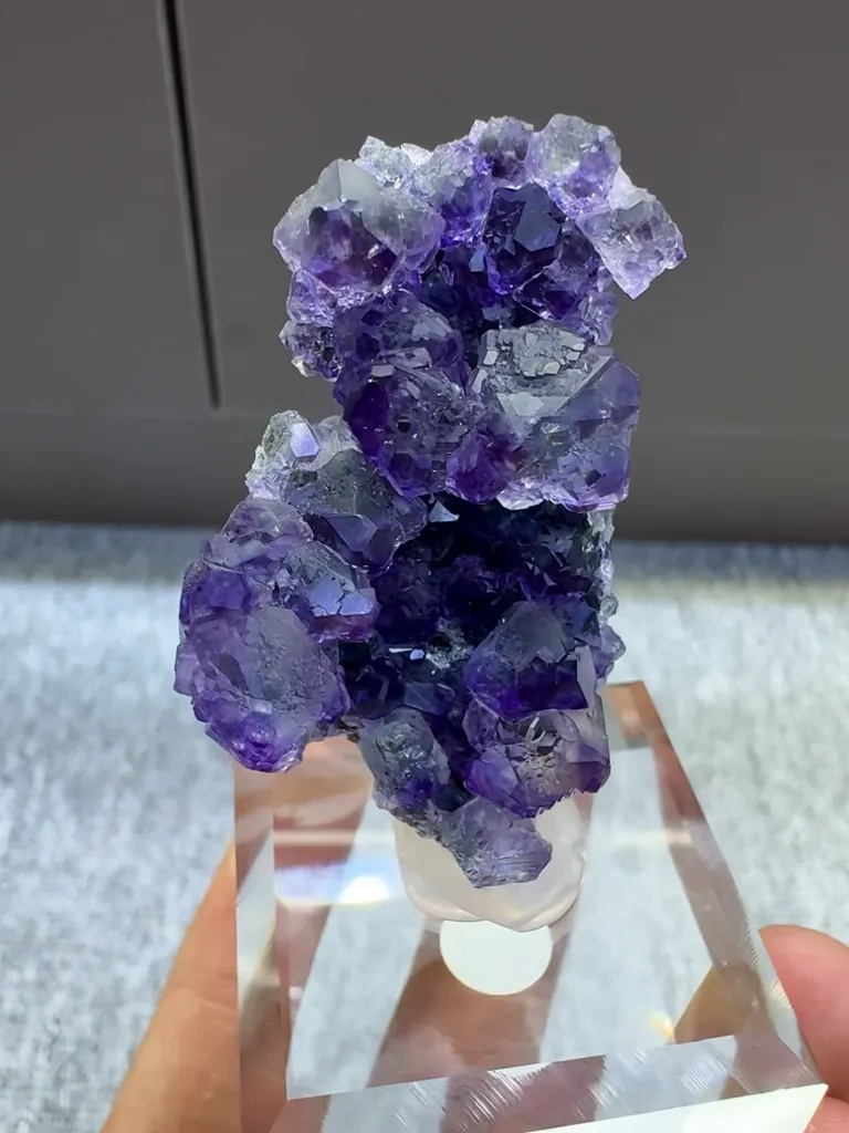 Natural Purple Tanzanite Fluorite comes from Fujian,China 30*20*40MM - image 3